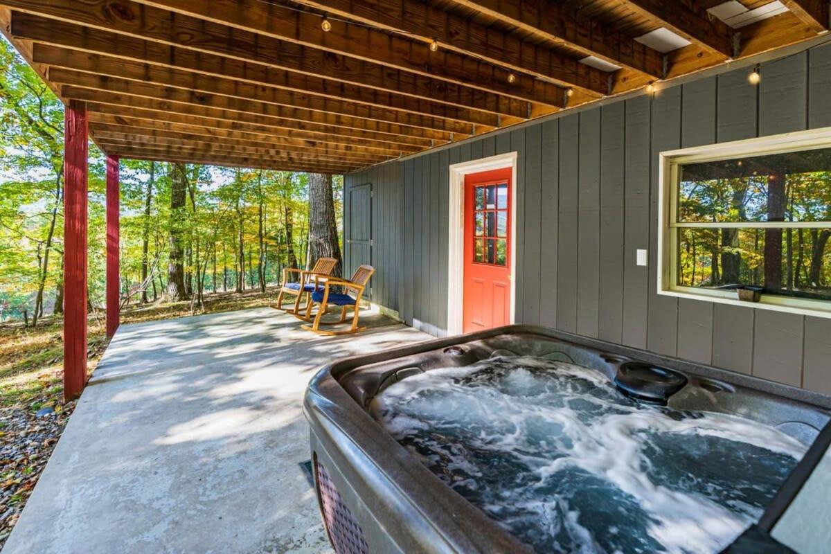 Hot Tub, Large Deck, Wifi, Fire Pit At Chalet Cabin Morton Grove 外观 照片
